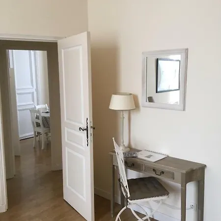 Chateau D'humieres *